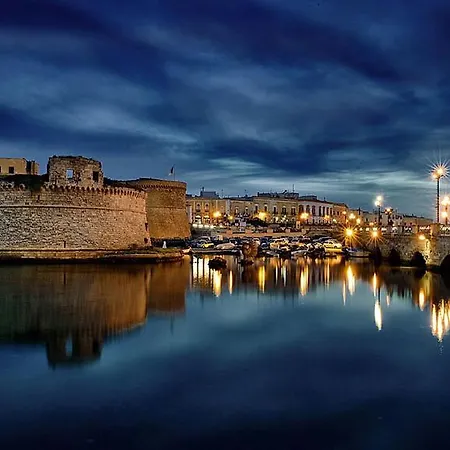 לינה וארוחת בוקר La Casa Del Turista