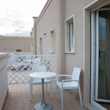 La Casa Del Turista 4*